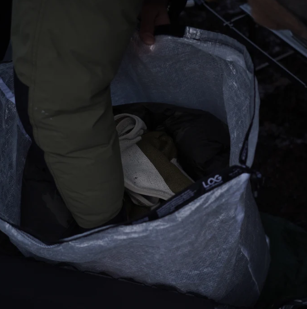 WEEKENDER × LOG PE ROLLTOP 60L