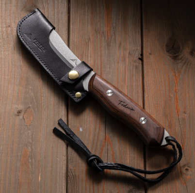 ブッシュクラフトナイフ