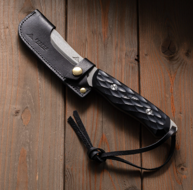 ブッシュクラフトナイフ