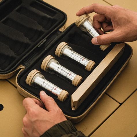 充電器&EVAケース