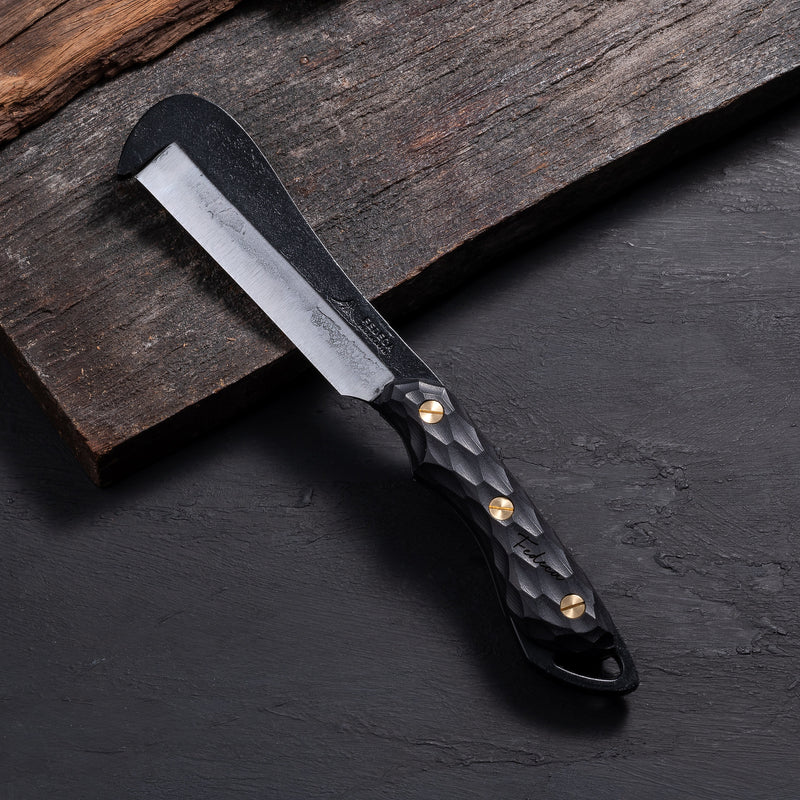 鍛造バトニング鉈 BLACK Edition