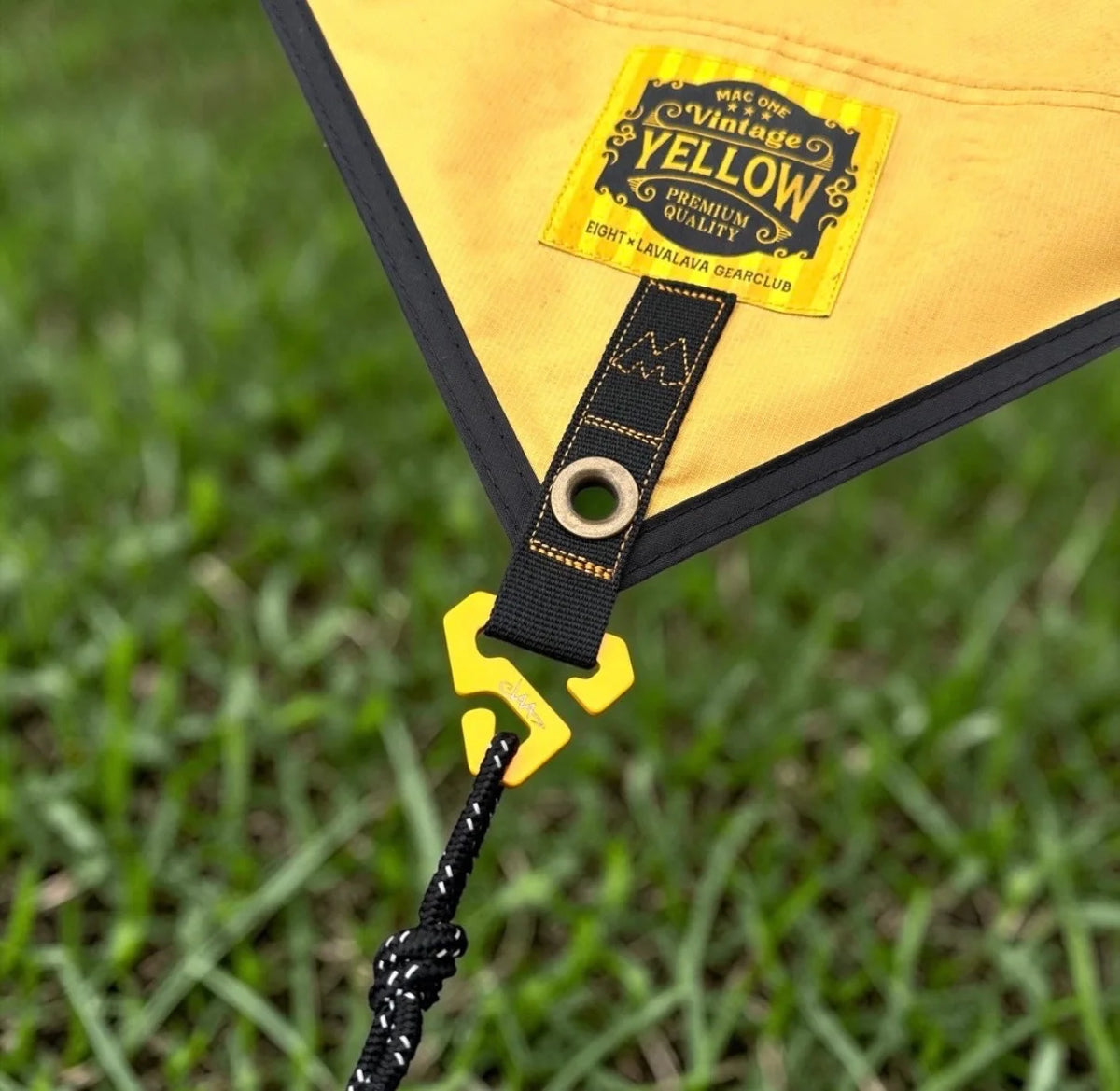 E.B HOOK - vintage yellow -